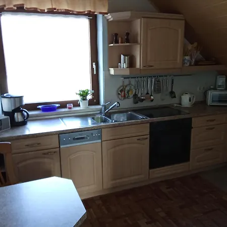 Haus Carmen Apartamento Lossatal